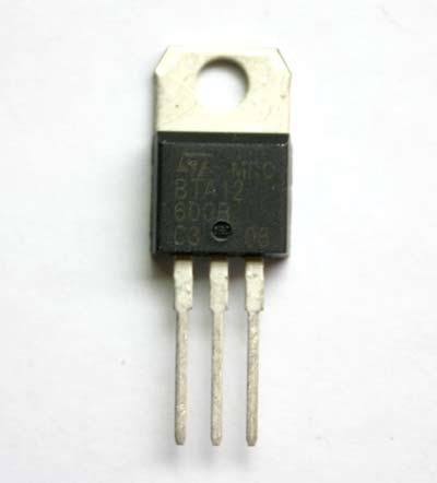Triac BTA12 600B TO220 Triac BTA12 600B TO220
